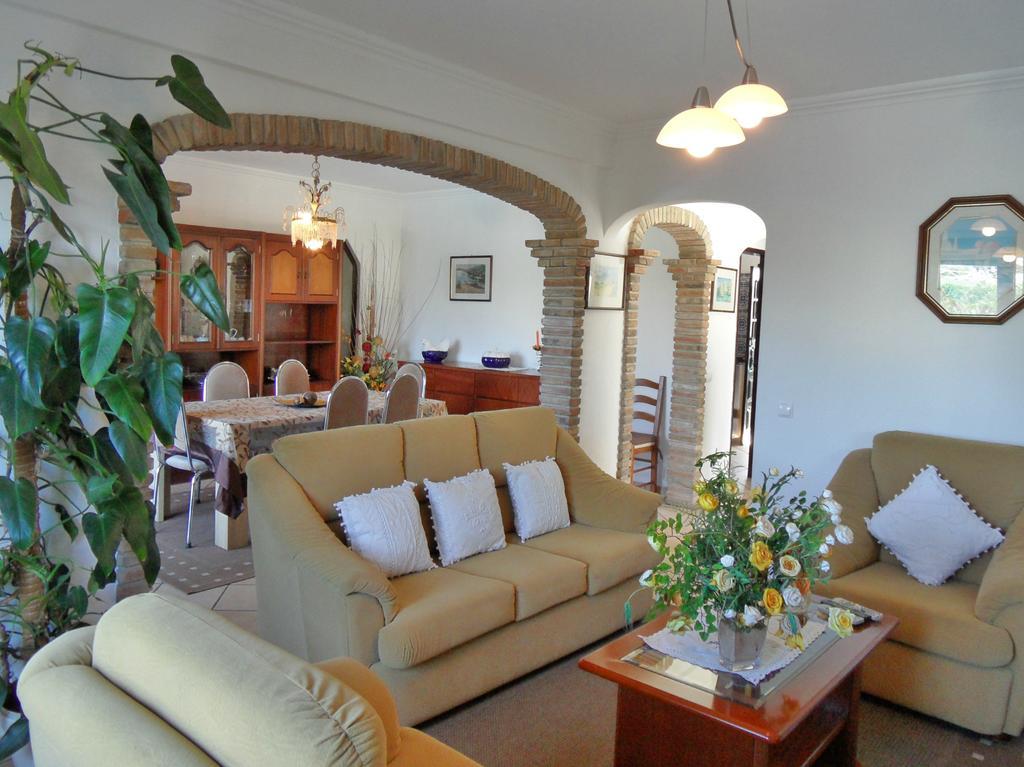 Vivenda Silvestre Villa อัลบูเฟรา ภายนอก รูปภาพ